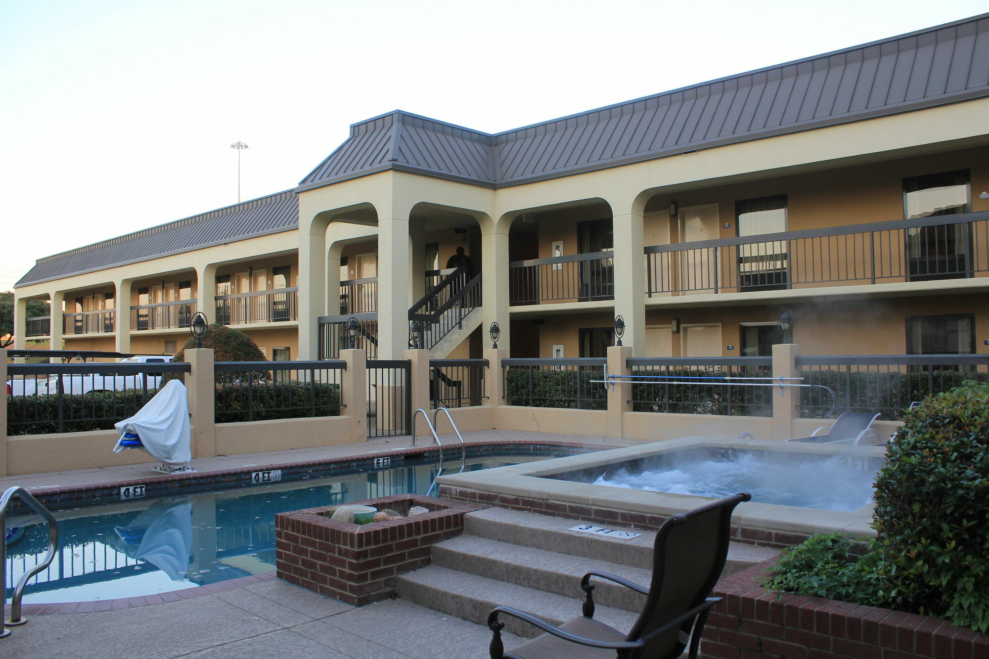 Days Inn By Wyndham Longview South Esterno foto